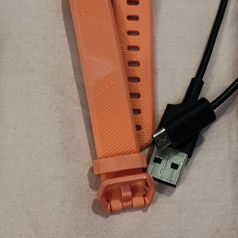Like-New Fitbit With Extra Bands